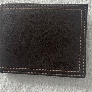 NWT Levi Wallet